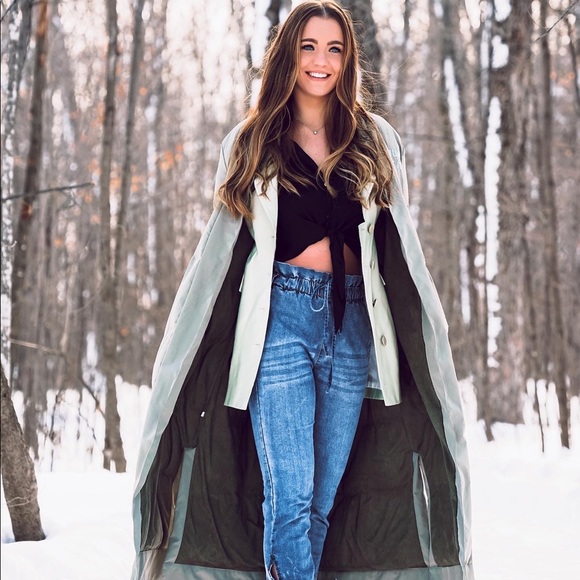 Jacket “my mum made it” light green 💚🤍 - Picture 2 of 2